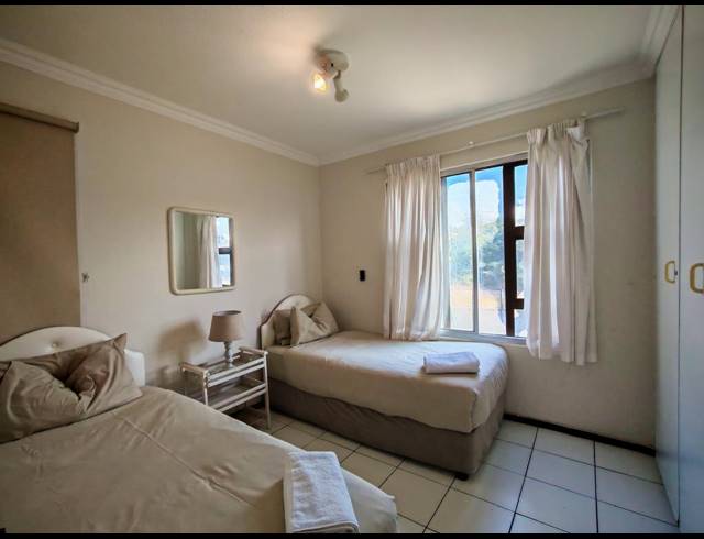 2 BEDROOM APARTMENT FOR SALE IN UMHLANGA CENTRAL